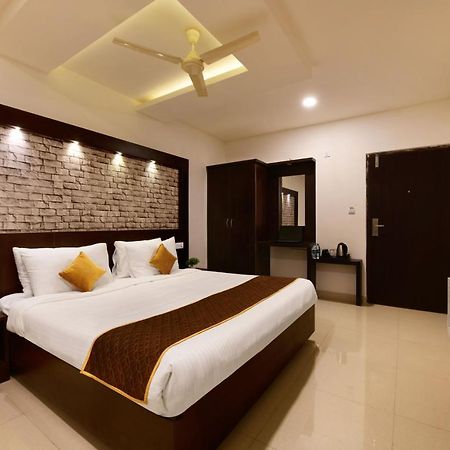 Hotel BV Colours By Rivido, Begur Main Road Bangalore Exterior foto